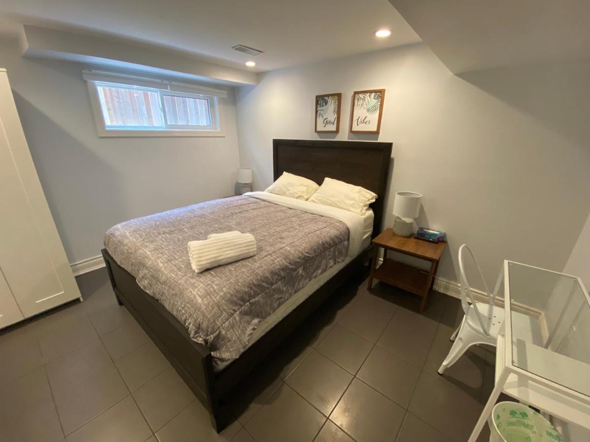 Yonge And Finch Subway !S Spacious And Modern Private Bd With Shared Bathroom Торонто Экстерьер фото