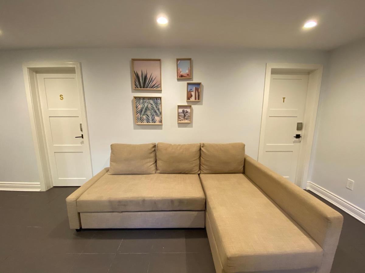 Yonge And Finch Subway !S Spacious And Modern Private Bd With Shared Bathroom Торонто Экстерьер фото